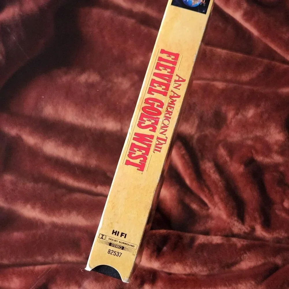 An American Story: Fievel Goes West - 1991 - VHS tape.